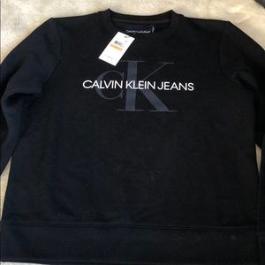 BNWT Calvin Klein sweatshirt